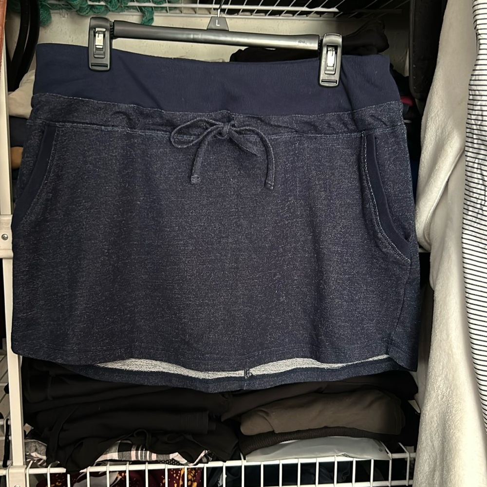 Jockey blue skirt with pockets.